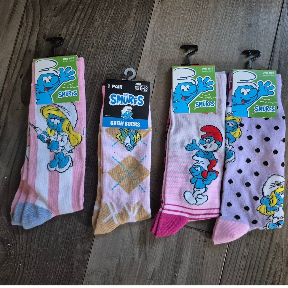 The Smurfs Crew Socks 4 Pair Bundle Smurfette Papa Smurf Pink Purple Adult 6-13